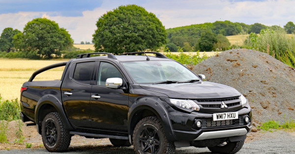 Замена масла, масляного и воздушного фильтров на Mitsubishi L200 самостоятельно