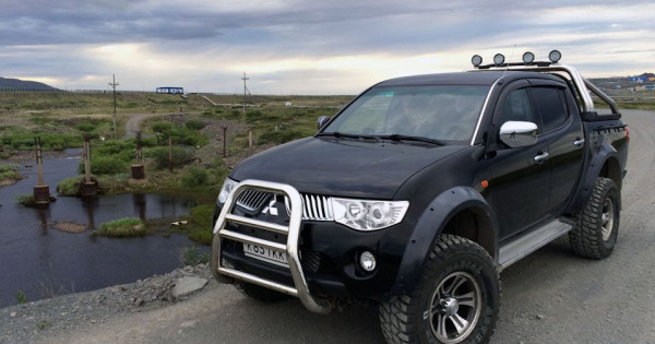 Самостоятельная профилактика и замена тормозных колодок на Mitsubishi L200. Инструкция и опыт.