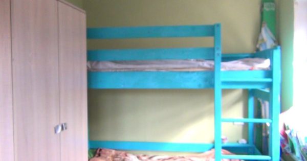 Детская простая двухъярусная кровать своими руками из досок и брусков Влог