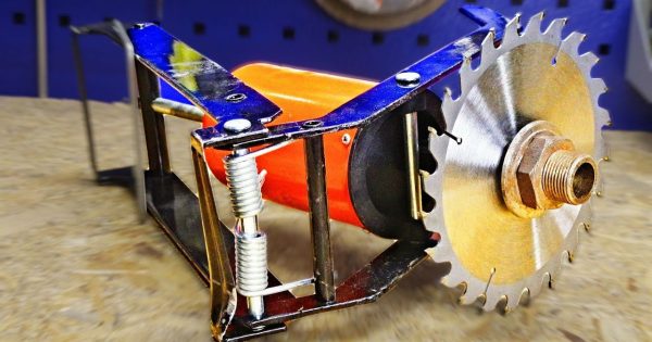НЕ ВЫБРАСЫВАЙТЕ старый насос! Простое и полезное приспособление для дисковой пилы!